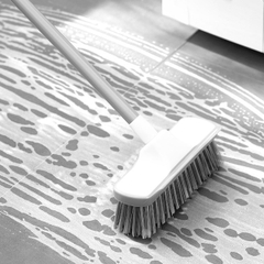 Bàn chải chà sàn kiêm gạt nước cán có thể kéo dài Fasola YF287