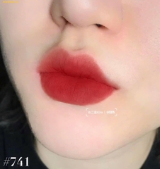 Son kem Dior Forever Liquid 741 màu đỏ cam