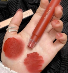 Son Kem Gucci Rouge Liquid Matte 505 Janet Rust – Màu Đỏ Đất