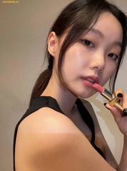 Son Lì Prada Monochrome Hyper Matte Lip B02 Quartz Màu Hồng Đào