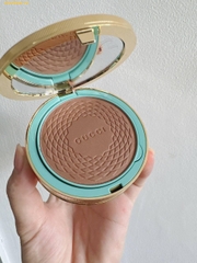 Phấn Tạo Khối GUCCI ECLAT SOLEIL 02