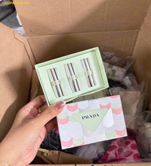 Set Son Prada Hydrating Mini Lip Balm Trio Gift Set
