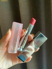 𝐒𝐨𝐧 𝐃𝐮̛𝐨̛̃𝐧𝐠 DIOR 𝐀𝐝𝐝𝐢𝐜𝐭 𝐋𝐢𝐩 𝐆𝐥𝐨𝐰 - 𝟏𝟗𝟒𝟕 𝐌𝐢𝐬𝐬 𝐃𝐢𝐨𝐫