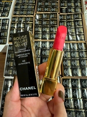 Son CHANEL Rouge Allure Velvet 43 La Favorite Màu Hồng Cam