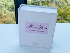 Set Nước Hoa Dior Miss Dior Blooming Bouquet nơ vải