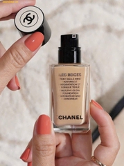 Kem Nền Chanel Les Beiges Healthy Glow Foundation Hydration and Longwear - B10 trắng sáng