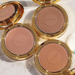 Phấn Tạo Khối GUCCI ECLAT SOLEIL 02