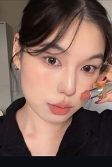 Son Prada B05 Fauve Monochrome Hyper Matte Màu Cam Đất