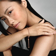 Pandora Moments Snake Chain Sliding Bracelet (Round Clasp, Rose-gold 14k plated) - Vòng/lắc tay hỗn hợp kim loại mạ vàng hồng 14k, khoá tròn, dáng rút mềm - JEWELRY