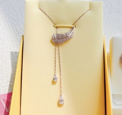 SWAROVSKI Nice Y pendant (Feather, White, Rose gold-tone plated) - Dây cổ, dây chuyền lông vũ hồng vàng dáng thả dài - SWAROVSKI - JEWELRY NECKLACE