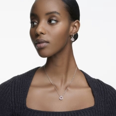 SWAROVSKI Una necklace (Trilliant cut, Pink, Rhodium plated) - Dây cổ, dây chuyền, pha lê hồng chuyển động - JEWELRY NECKLACE