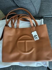 TÚI TELFAR TAN BAG - MEDIUM M SIZE (38x28x13cm) - TÚI ĐEO CHÉO TELFAR MÀU NÂU