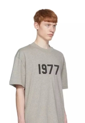 Áo Fear Of God Essentials 1977 Dark Oatmeal Tee - Áo thun cổ tròn tay lỡ màu xám tối
