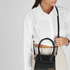 TÚI JACQUEMUS MOYEN CHIQUITO SIZE 18CM BLACK ĐEN