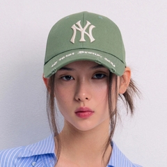 Mũ MLB Gothic address structure ball cap New York Yankees