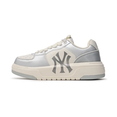 GIÀY MLB Chunky Liner Hologram New York Yankees Grey