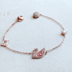 SWAROVSKI Dazzling Swan bracelet (Magnetic closure, Swan, Pink, Rose gold) - Vòng/lắc tay thiên nga hồng - SWAROVSKI - JEWELRY