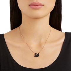 SWAROVSKI Iconic Swan pendant (Swan, Black, Rose gold-tone plated) - Dây cổ, dây chuyền SWAROVSKI - JEWELRY NECKLACE
