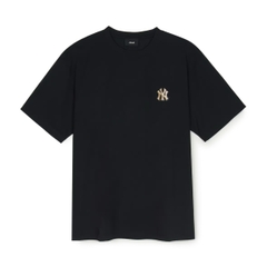 MLB New Year Snake Cartoon Graphic Overfit Short Sleeve T-Shirt New York Yankees Black - Áo thun cổ tròn tay lỡ màu đen