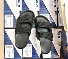 Dép MLB Chunky NY 3ALPCBT33-50BKS Màu ĐEN