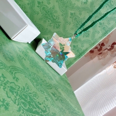 SWAROVSKI ORNAMENT STAR 2023 CRYSTAL - Vật trang trí ngôi sao pha lê xanh