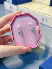 CHÍNH HÃNG - SWAROVSKI x Ariana Grande - stud earrings (Mixed cuts, Heart, White, Rhodium plated) - Khuyên tai, đính pha lê trắng, trái tim - JEWERY