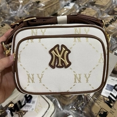 TÚI MLB MONOGRAM CROSS BAG BROWN/CREAM/PINK/BLACK/LAVENDER - TÚI ĐEO CHÉO DÁNG VUÔNG MÀU NÂU/KEM/HỒNG/ĐEN/TÍM