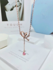 SWAROVSKI Volta Y pendant (Bow, Pink, Rose gold-tone plated) - Dây cổ, dây chuyền hoạ tiết nơ dài - JEWELRY NECKLACE