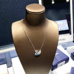 SWAROVSKI Iconic Swan pendant (Swan, Blue, Rhodium plated) - Dây cổ, dây chuyền thiên nga xanh chuyển màu ombre - SWAROVSKI - JEWELRY NECKLACE