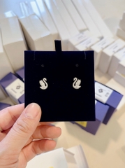 SWAROVSKI Swan stud earrings (Swan, White, Rhodium plated) - Khuyên tai thiên nga trắng - JEWERY