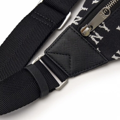 MLB Jacquard Monogram Charcoal Black hip sack bag - Túi đeo hông, túi bao tử màu đen trắng