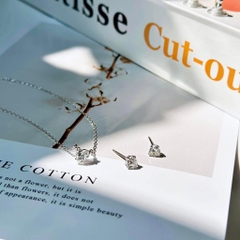 SWAROVSKI Attract set (Heart, White, Rhodium plated) - EARRINGS & NECKLACE - Khuyên tai + dây cổ hình tim - SWAROVSKI - JEWELRY