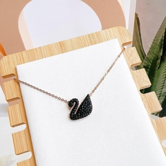 SWAROVSKI Iconic Swan pendant (Swan, Black, Rose gold-tone plated) - Dây cổ, dây chuyền SWAROVSKI - JEWELRY NECKLACE
