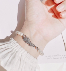 SWAROVSKI Nice bracelet (Magnetic closure, Feather, White, Rhodium) - Vòng/lắc tay ngọc trai pha lê, lông vũ - SWAROVSKI - JEWELRY