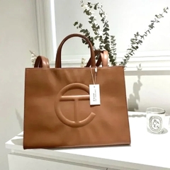 TÚI TELFAR TAN BAG - MEDIUM M SIZE (38x28x13cm) - TÚI ĐEO CHÉO TELFAR MÀU NÂU