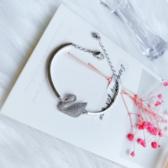 SWAROVSKI Iconic Swan bangle (Swan, White, Rhodium plated) - Vòng/lắc tay thiên nga trắng - BRACELET - JEWELRY
