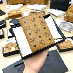 VÍ MCM ZIP CARD WALLET - VÍ THẺ GẬP ZIP NÂU