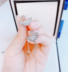 SWAROVSKI Iconic Swan Pierced Earrings  (White, Rhodium Plating) - Khuyên tai thiên nga pha lê, ngọc trai trắng - JEWELRY