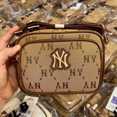 TÚI MLB MONOGRAM CROSS BAG BROWN/CREAM/PINK - TÚI ĐEO CHÉO DÁNG VUÔNG MÀU NÂU/KEM/HỒNG