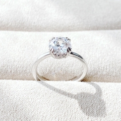 SWAROVSKI Stilla cocktail ring (Round cut, White, Rhodium plated) - RINGS - Nhẫn pha lê trắng - JEWELRY