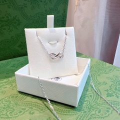 SWAROVSKI Hyperbola pendant (Pavé, Infinity, White, Rhodium plated) - Dây cổ, dây chuyền hình vô cực - JEWELRY NECKLACE