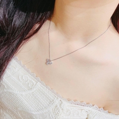 SWAROVSKI Attract pendant (Mixed cuts, Cluster, White, Rhodium plated) - Dây cổ, dây chuyền pha lê trắng - JEWELRY NECKLACE