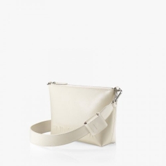 TÚI FIND KAPOOR FLAT BAG 21 LETTERING WHITE