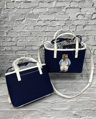 WHOAU BEAR CANVAS TOTE BAG NAVY - Túi xách có quai, đeo chéo, hình gấu, màu xanh đen