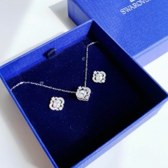 SWAROVSKI Una set (Mixed cuts, Clover, White, Rhodium plated) - EARRINGS & NECKLACE - Khuyên tai + dây cổ, pha lê trắng chuyển động - JEWELRY
