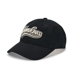 Mũ MLB Varsity Cultive Bookle Logo Unstructured Ball Cap New York Yankees Black - Mũ lưỡi trai, nón kết màu đen