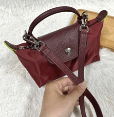 CHÍNH HÃNG - MINI SIZE - TÚI LONGCHAMP LE PLIAGE GREEN POUCH WITH HANDLE - GRENADE - Túi xách màu đỏ lựu