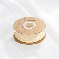 Rb Đuôi Cá/Màu kem (4Cm)