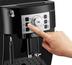 Máy pha cà phê tự động DeLonghi Magnifica S ECAM22.105.B