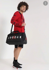 TÚI TRỐNG NIKE JORDAN ĐEN